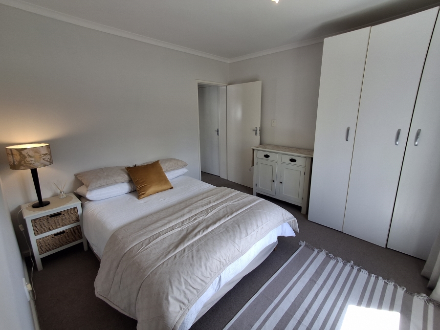 To Let 1 Bedroom Property for Rent in Sunnydale Western Cape
